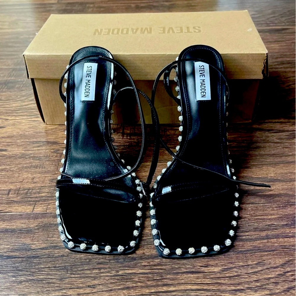 Steve Madden Black Heels with bling